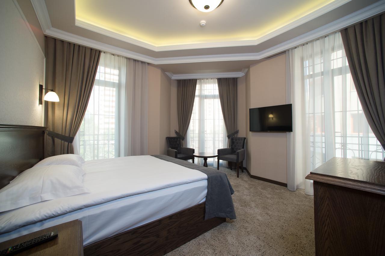 Boulevard Hotel Yerevan Exterior photo