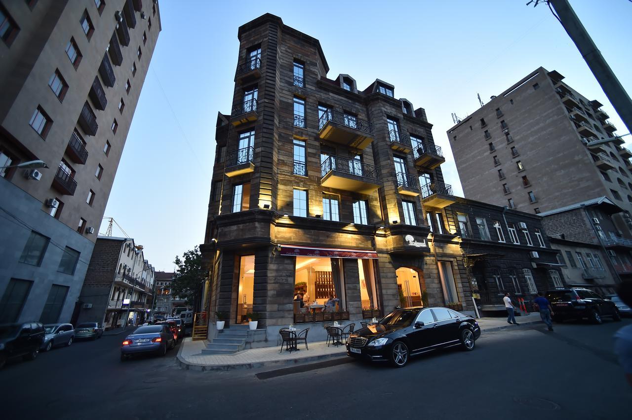 Boulevard Hotel Yerevan Exterior photo