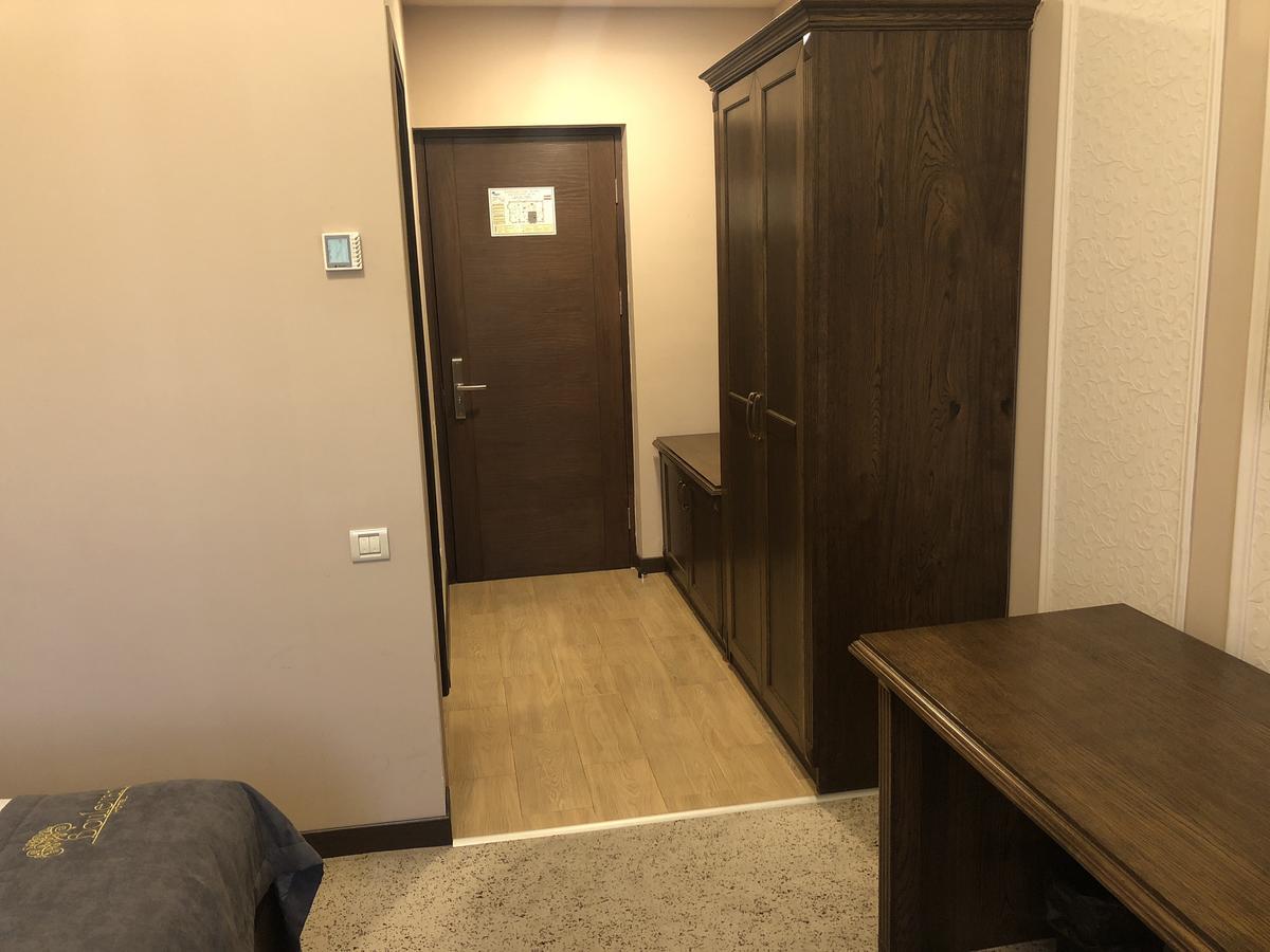 Boulevard Hotel Yerevan Exterior photo